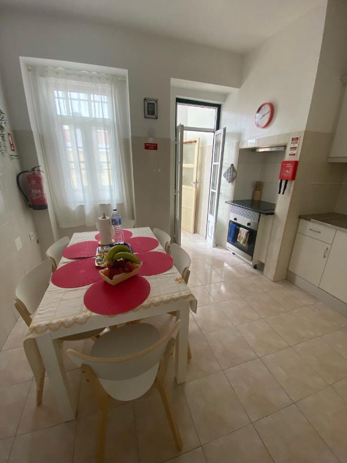 Pedro Surf Shelter Apartman Lisboa Kültér fotó