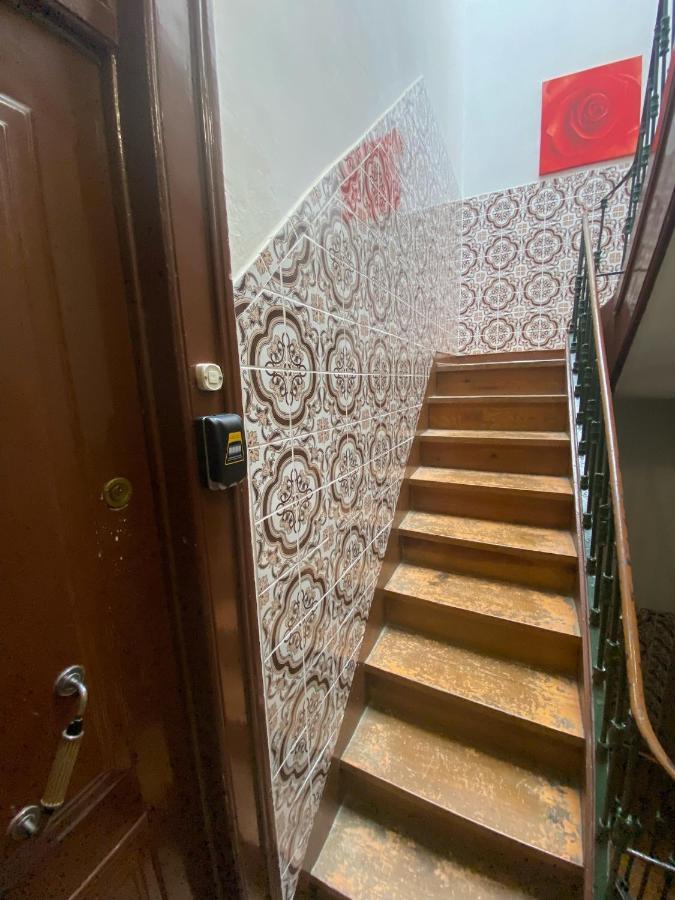 Pedro Surf Shelter Apartman Lisboa Kültér fotó